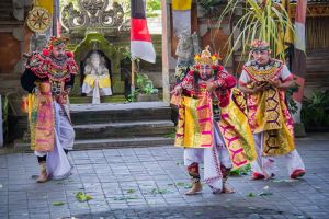 1503868_564619490280193_1105457458_n